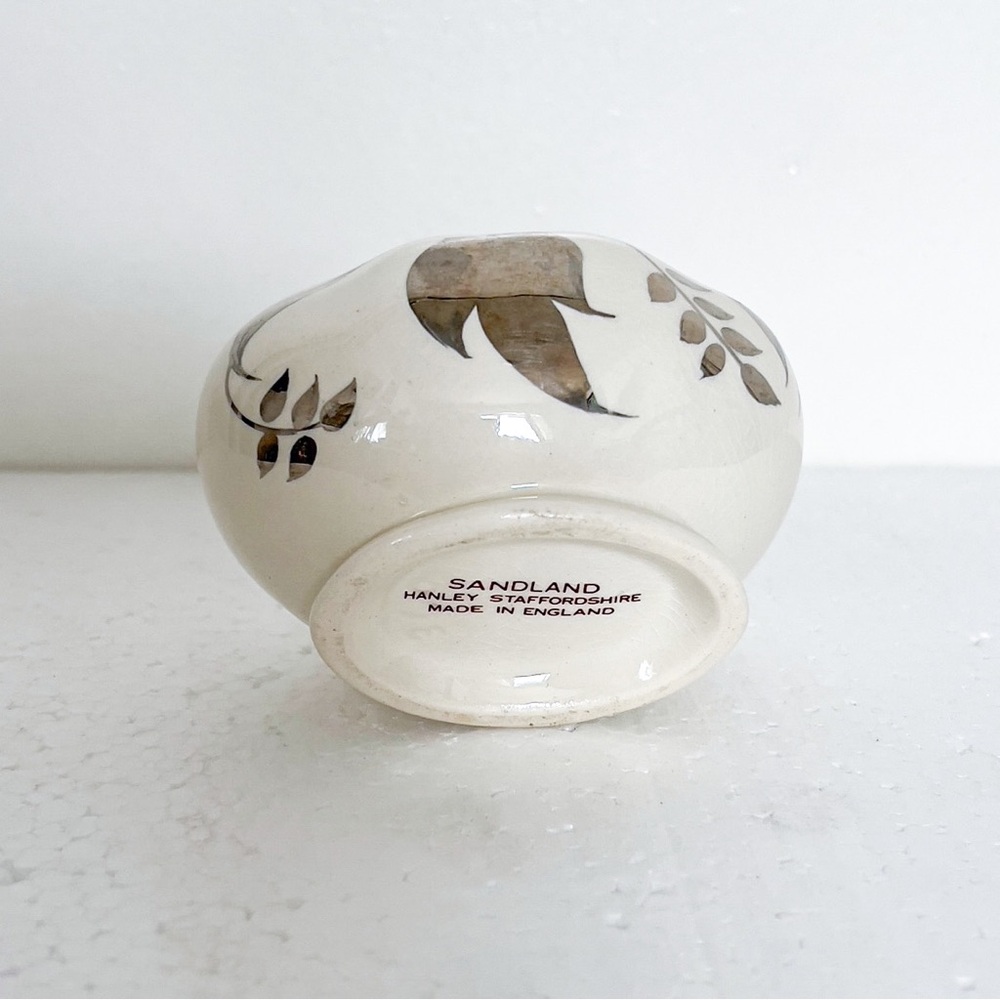 Vintage Sandland Hanley Staffordshire sugar bowl Made In England Silver Leaf - Picture 5 of 5